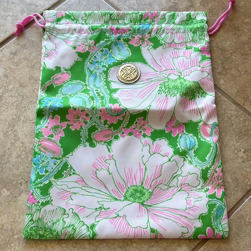 Lilly Pulitzer Packing Drawstring Bag - Putting Green Poppyland